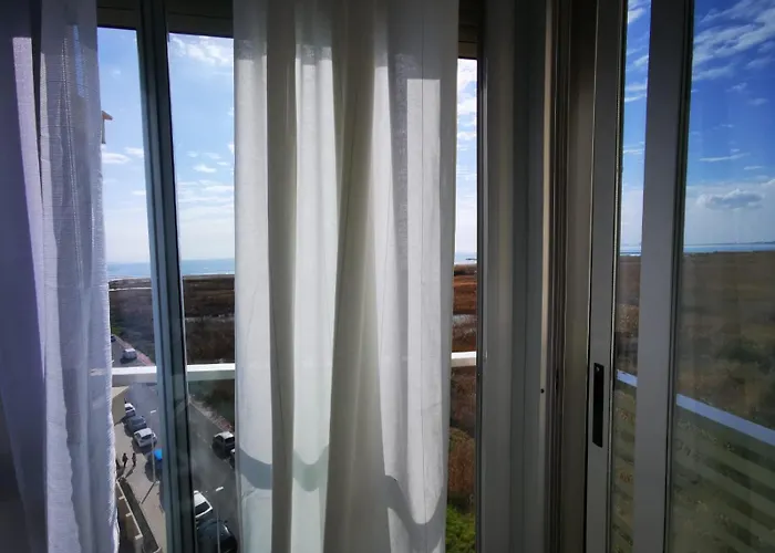 Precioso Apartamento Residencial Con Vistas Al Mar