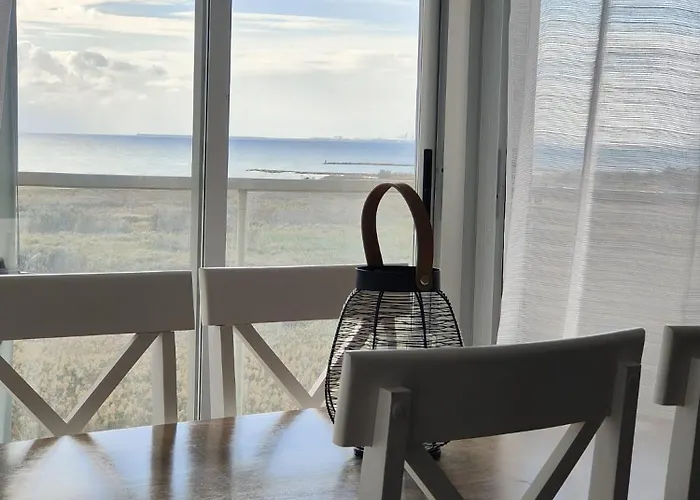 Precioso Apartamento Residencial Con Vistas Al Mar